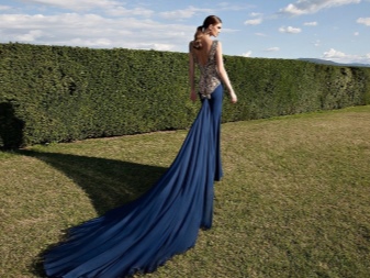 Evening dress from Tarik Ediz with a train