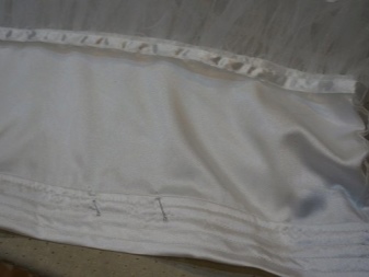 belt attached to the petticoat
