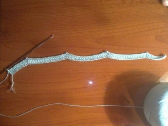 Knitting a coquette on a dress for a girl up to a year - step 2