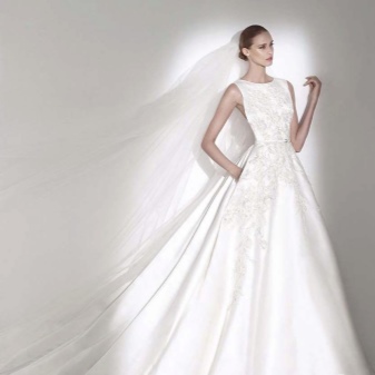 A-neck satin wedding dress with train