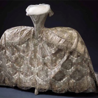 18th century lace wedding dress