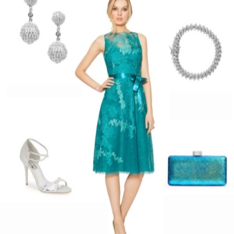 Silver accessories for turquoise dress
