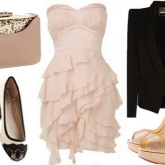 Black jacket under the bodily dress