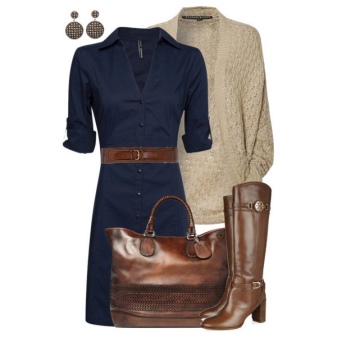 Brown boots and bag to the blue dress