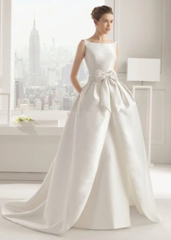 Rosa Clar wedding dress with patch skirt