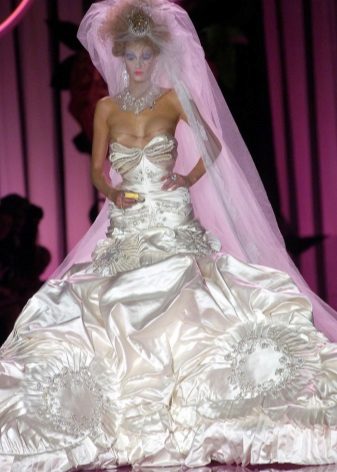 Wedding scary dress from Christina Dior