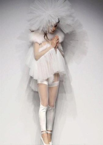 Scary short dress with a fluffy veil