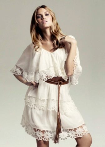 Wedding dress in the style of boho short with lace