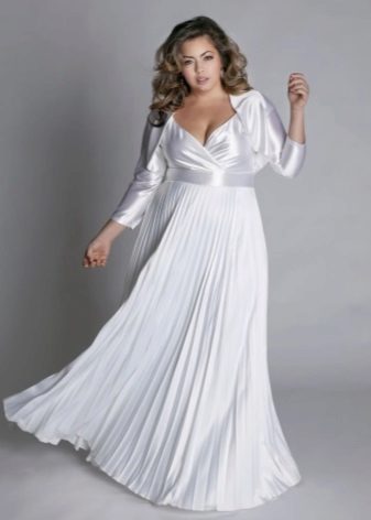 Evening dress for full with skirt, pleated