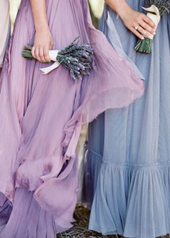 Different shades of the same color - bridesmaids