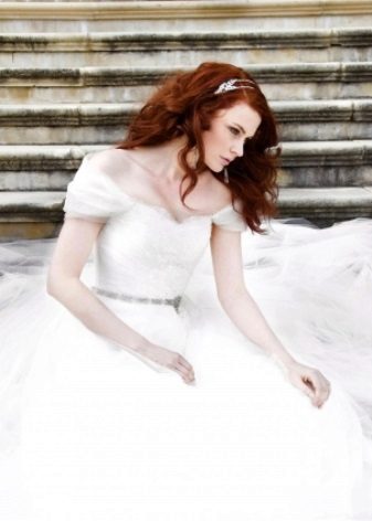 White wedding dress for the red-haired girl