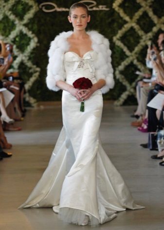 Fur cape wedding dress