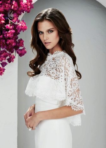 Lace white cape on the dress