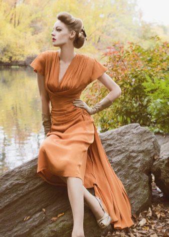 Orange dress features