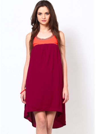 Dress marsala in combination with red