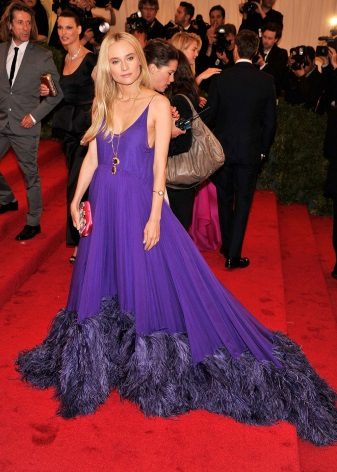 Lilac dress for blonde