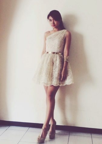 Milky Lace Short Dress