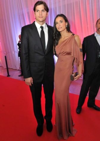 Salma Hayek's Terracotta Evening Dress