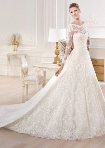 Long Sleeve Lace Wedding Dress