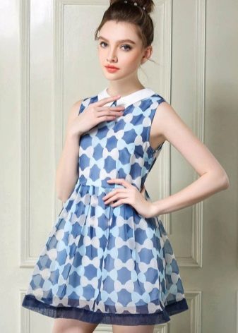 Summer dress with a high waist