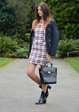 Jacket to the dress in a cage