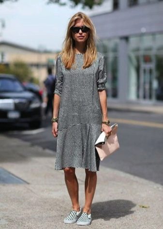  Medium length small black and white check dress with three-quarter sleeves