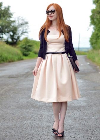 Beige casual dress with black strap