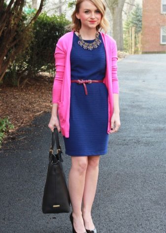 Blue dress with a contrast belt for corporate