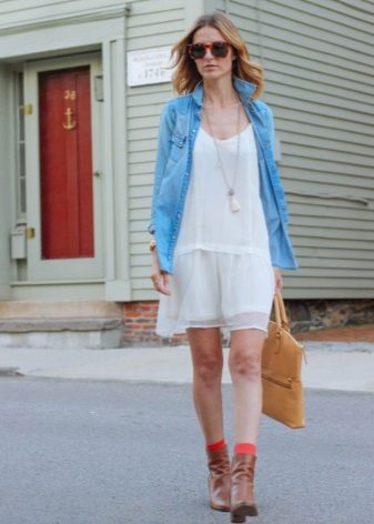 White low-waisted Sack-linie dress