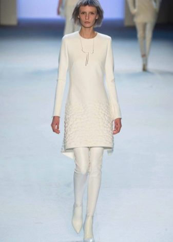 Fashionable white dress for fall-winter 2016