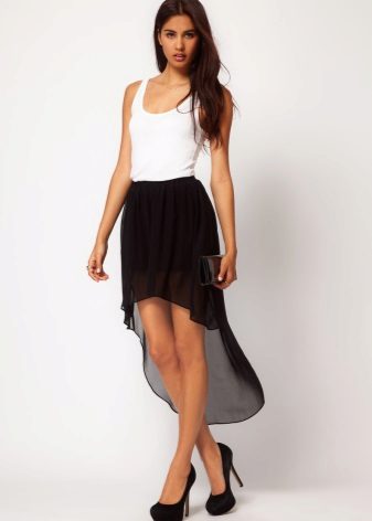Black skirt with train
