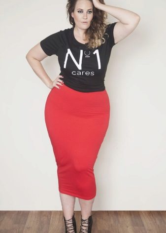 Bright long pencil skirt for full