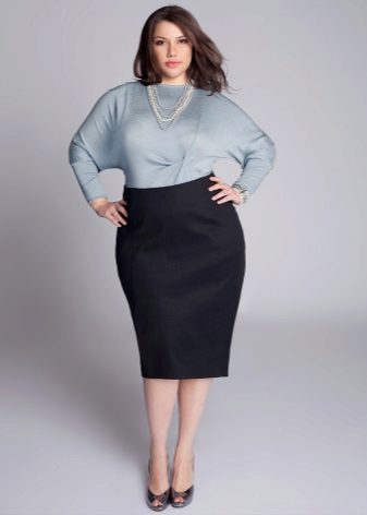 pencil skirt with gray pullover