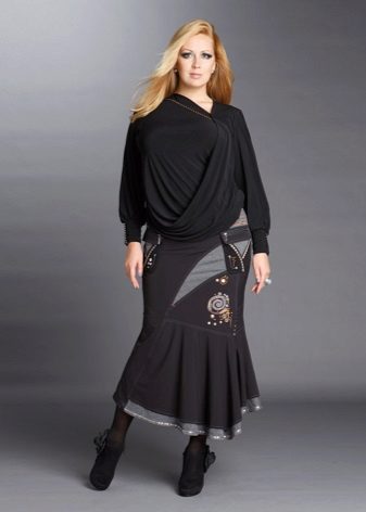 skirt-year and blouse with drapery