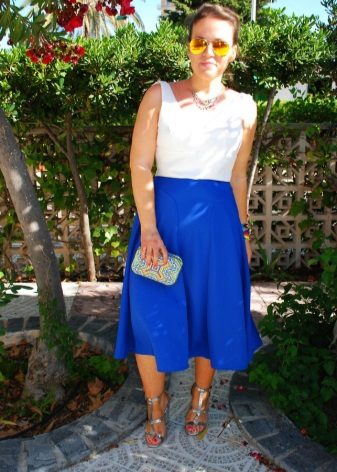bright blue skirt for medium summer