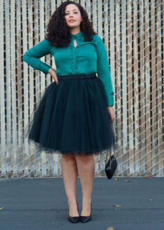 Layered skirt for full