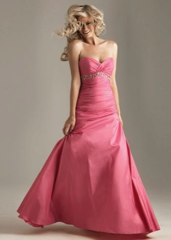 pink dress of taffeta