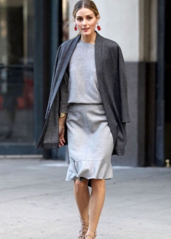 Gray pencil skirt made of silk