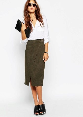 Slit skirt and white shirt