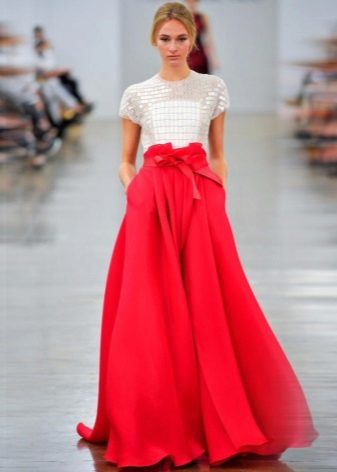 Sun long skirt in the floor pink color