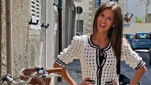 What to wear with a cardigan?