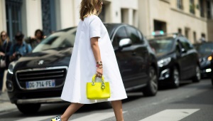 Lightweight sneakers