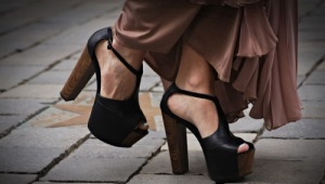 Chunky Heels and Platform Shoes