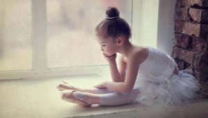 Children's swimsuit for dancing with a skirt