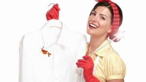 How to wash the blood?