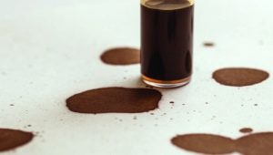 How to wash iodine stains from clothes and furniture?