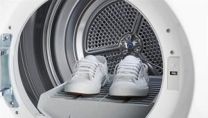 How to wash sneakers in the washing machine?