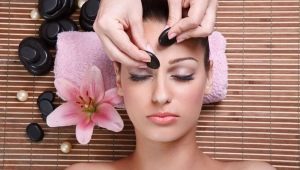 Technique for a facial massage Guasha