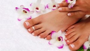 Overview of popular pedicure shades and spectacular colors