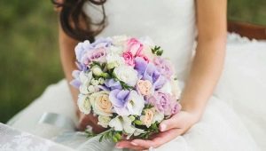 Wedding bridal bouquet from hydrangea: options for beautiful compositions and combinations